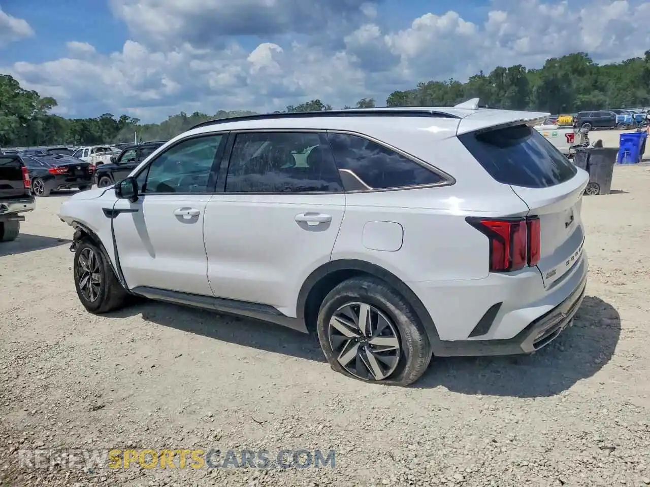 2 Photograph of a damaged car 5XYRL4LC4NG157589 KIA SORENTO 2022