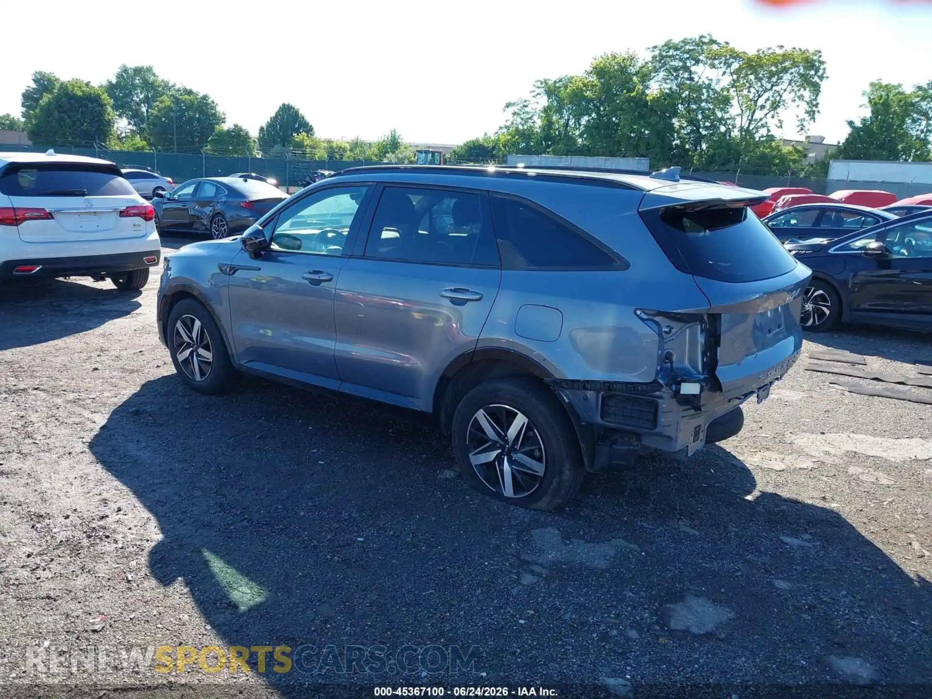 3 Photograph of a damaged car 5XYRL4LC8NG126068 KIA SORENTO 2022