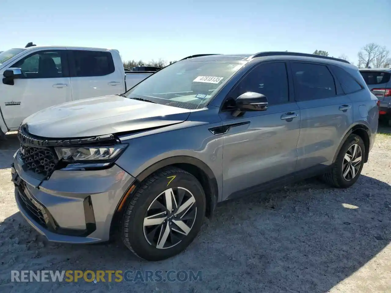 1 Photograph of a damaged car 5XYRL4LC8NG155697 KIA SORENTO 2022