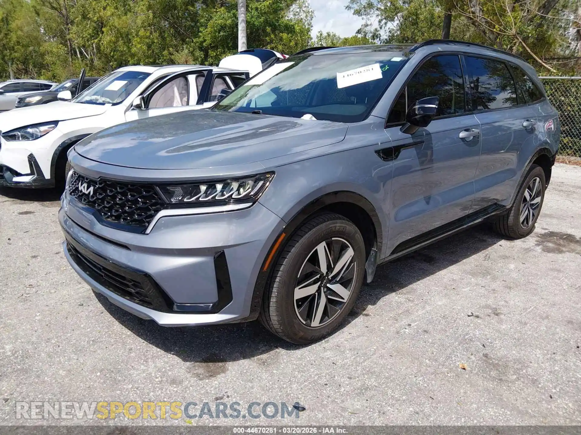 2 Photograph of a damaged car 5XYRL4LCXNG143809 KIA SORENTO 2022