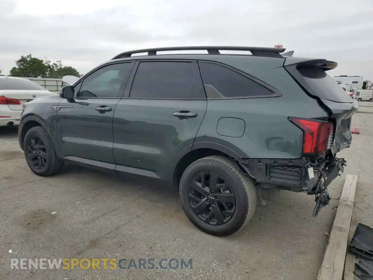 2 Photograph of a damaged car 5XYRLDLC2NG094265 KIA SORENTO 2022