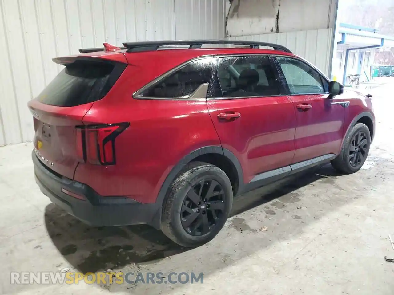 3 Photograph of a damaged car 5XYRLDLC5NG124357 KIA SORENTO 2022
