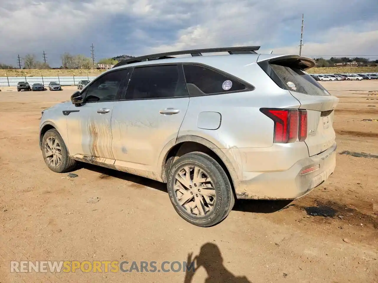 2 Photograph of a damaged car 5XYRLDLC6NG077713 KIA SORENTO 2022