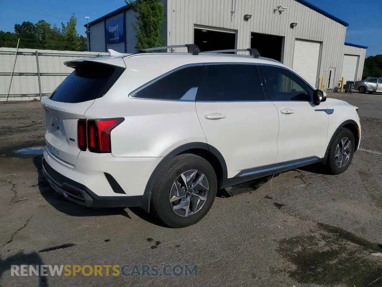 3 Photograph of a damaged car KNDRG4LG5N5081963 KIA SORENTO 2022