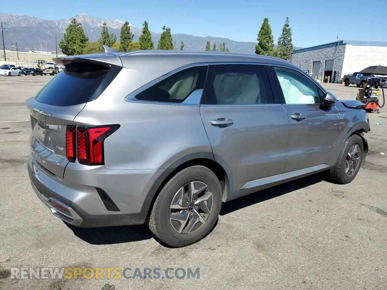 3 fotografías del automóvil dañado KNDRG4LG8N5087630 KIA SORENTO 2022
