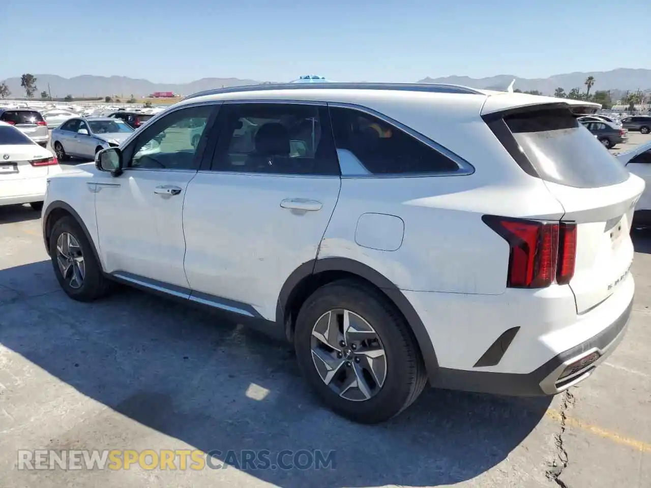 2 Photograph of a damaged car KNDRG4LG9N5081920 KIA SORENTO 2022