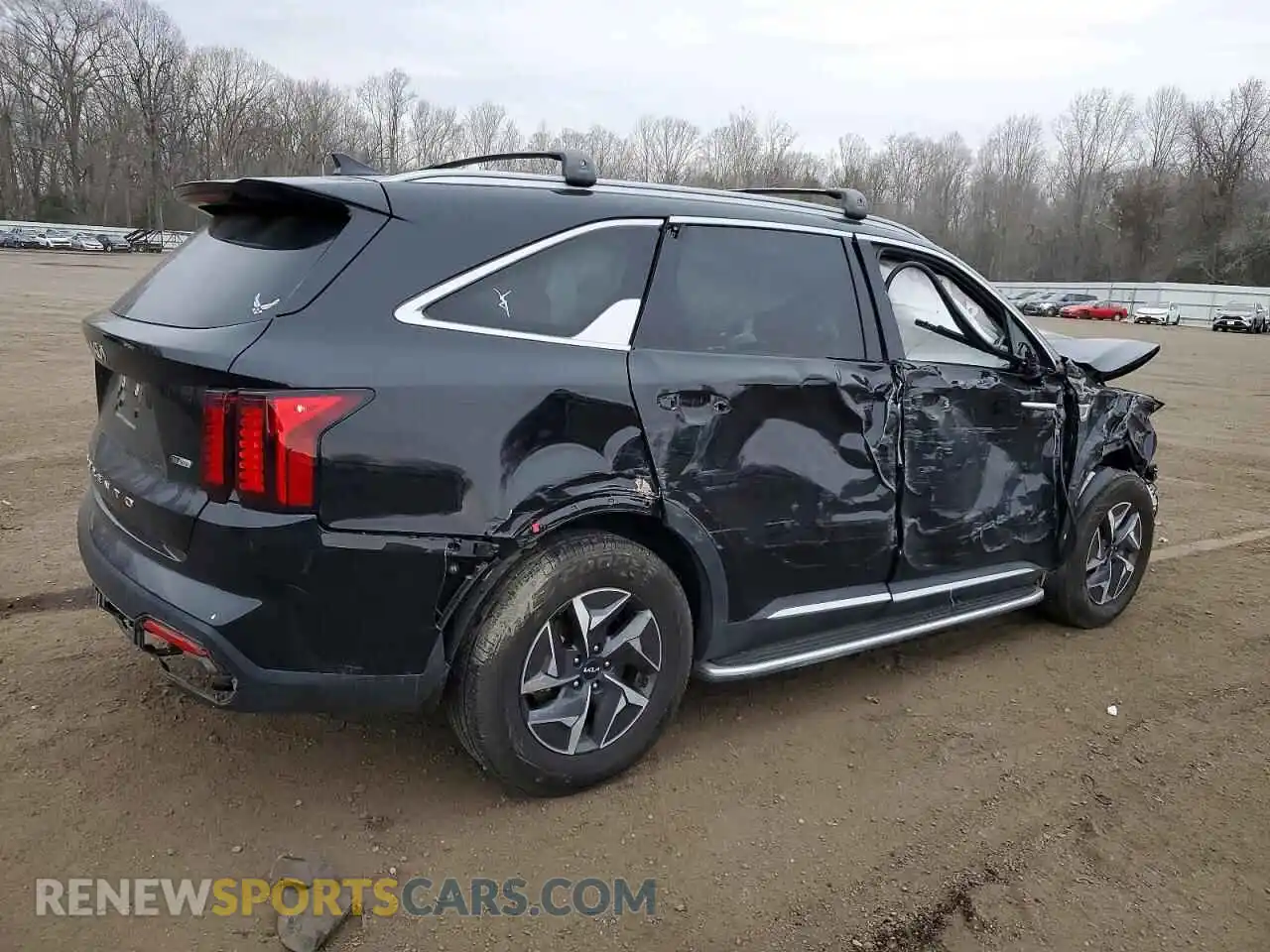 3 Photograph of a damaged car KNDRG4LGXN5113337 KIA SORENTO 2022