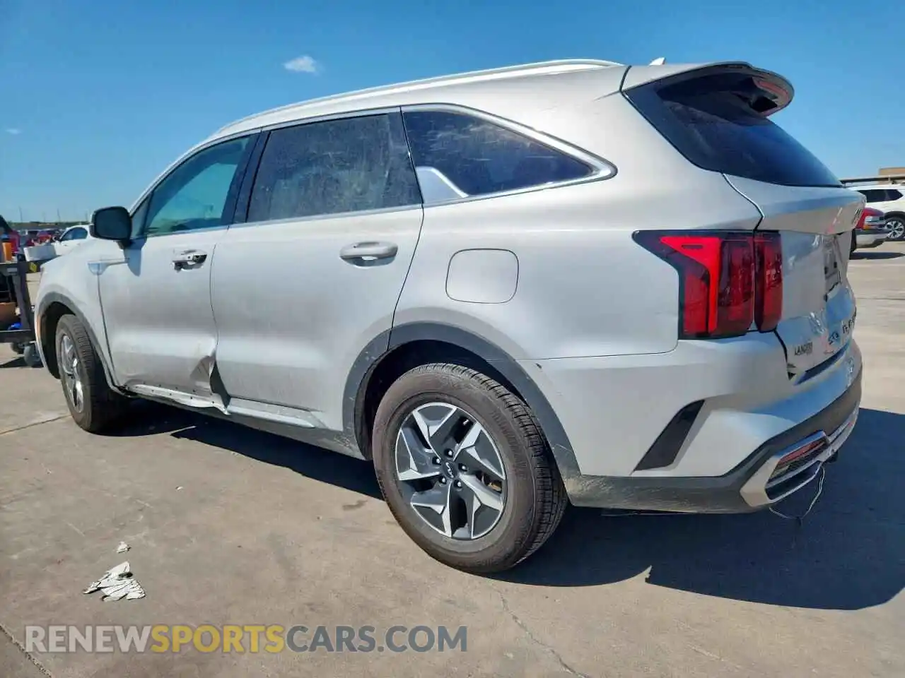 2 fotografías del automóvil dañado KNDRH4LG9N5096429 KIA SORENTO 2022