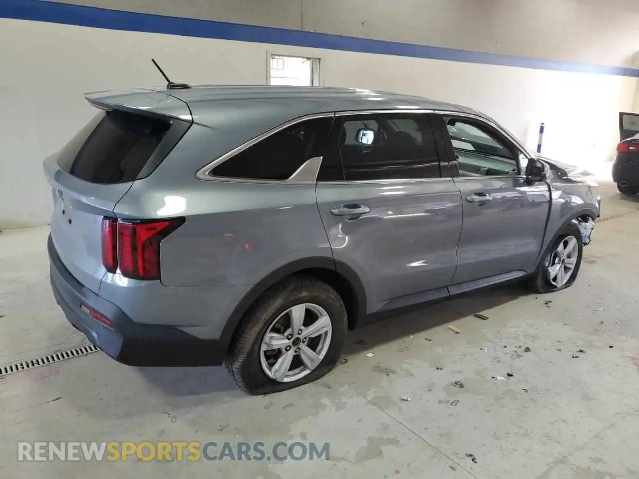3 Photograph of a damaged car 5XYRG4LC6PG201261 KIA SORENTO 2023