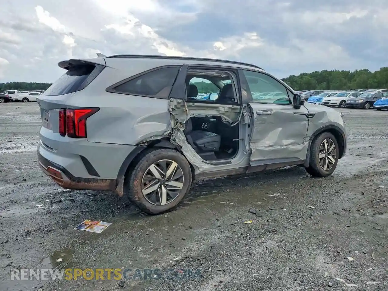 3 fotografías del automóvil dañado 5XYRH4LF4PG213268 KIA SORENTO 2023