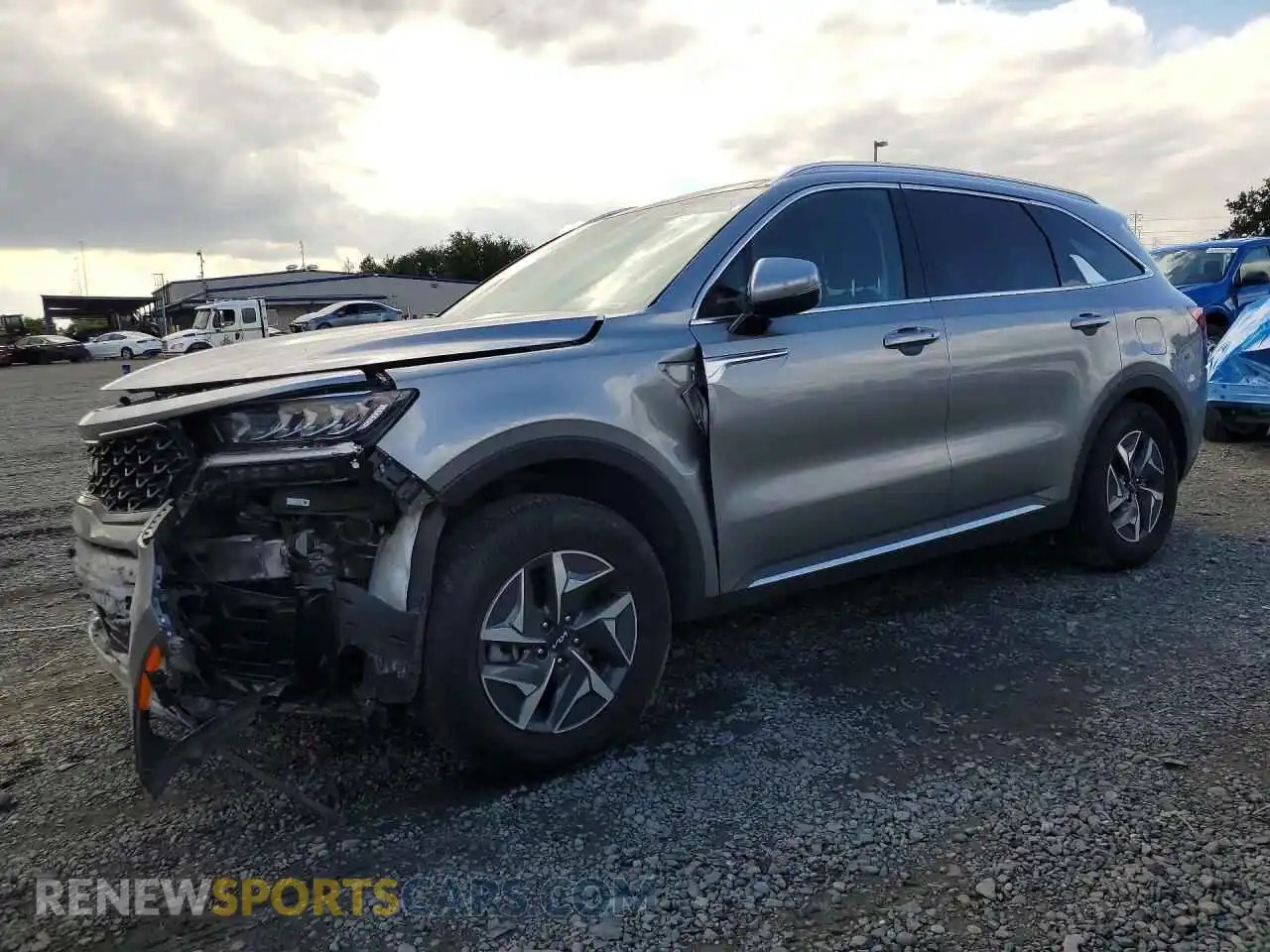 1 Photograph of a damaged car KNDRH4LG5P5136539 KIA SORENTO 2023