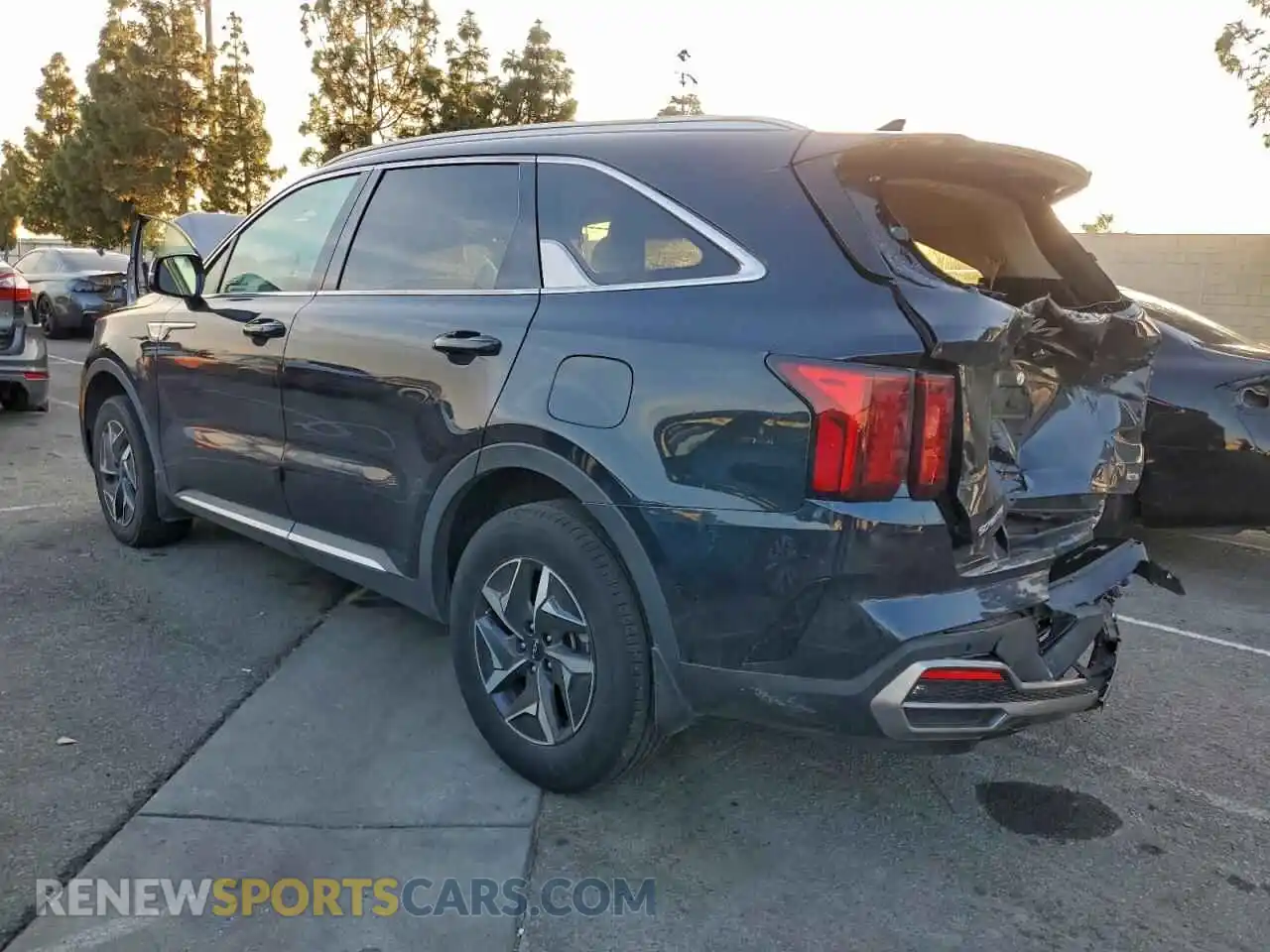 2 Photograph of a damaged car KNDRH4LGXP5176664 KIA SORENTO 2023