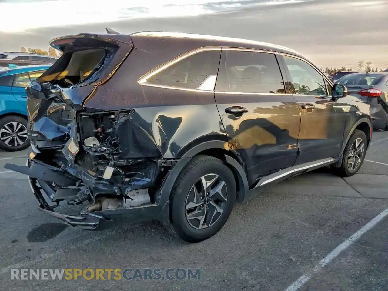 3 Photograph of a damaged car KNDRH4LGXP5176664 KIA SORENTO 2023