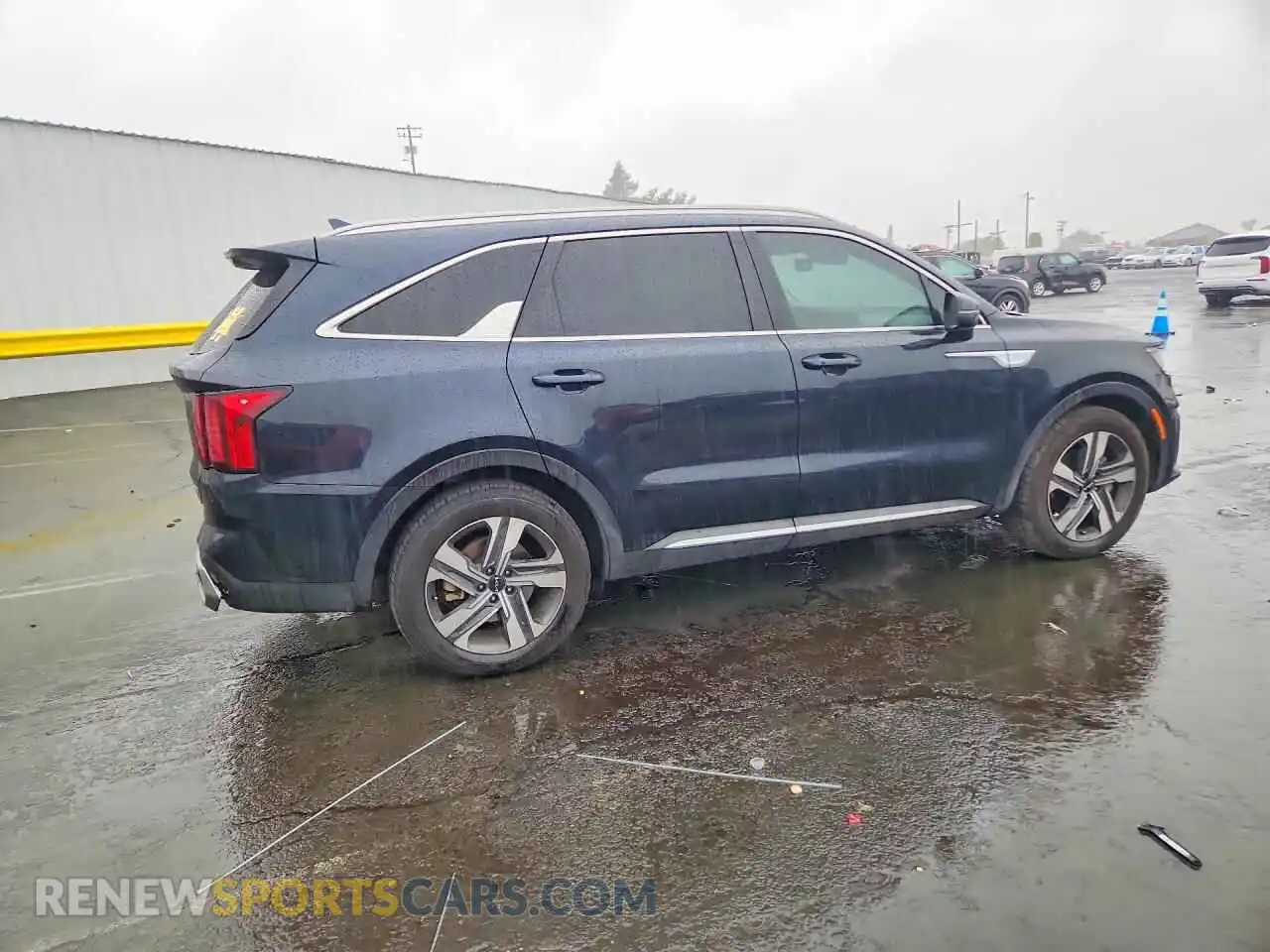 3 Photograph of a damaged car KNDRHDLG0P5138067 KIA SORENTO 2023