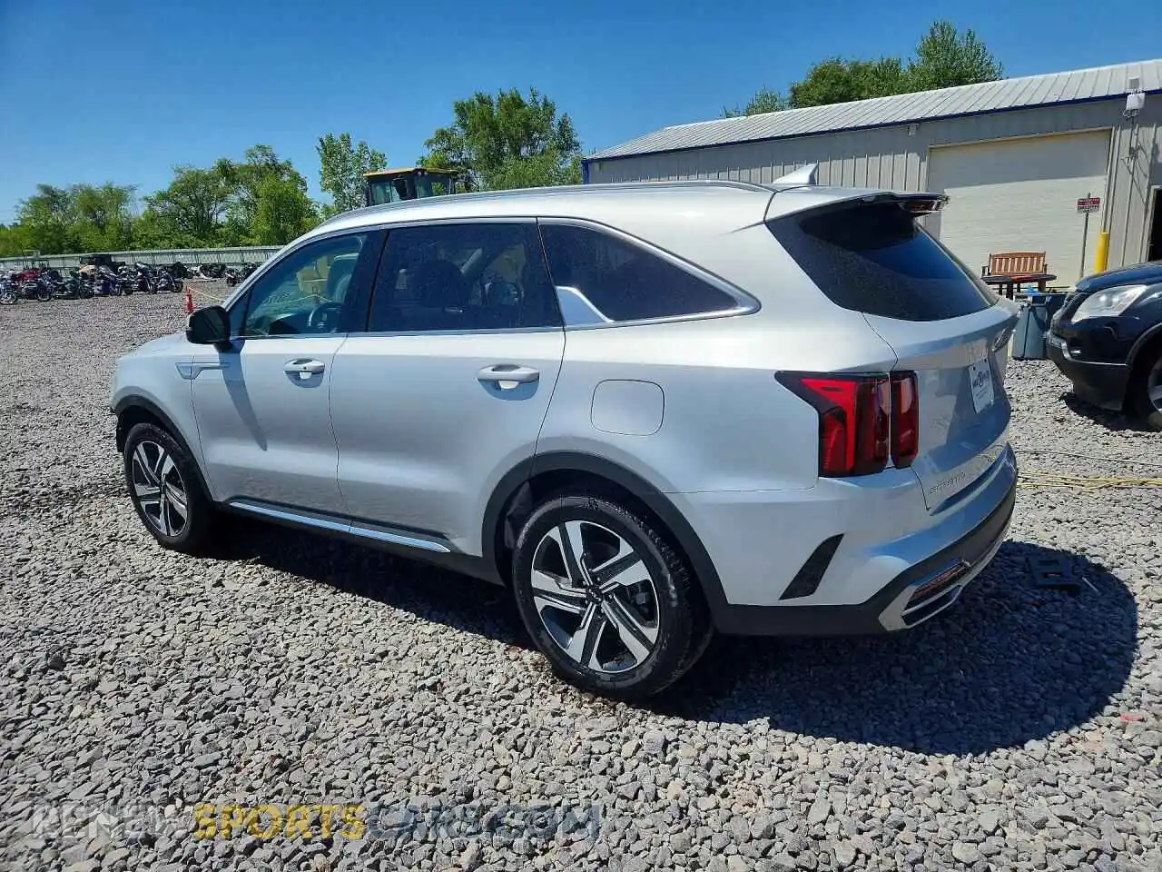 2 Photograph of a damaged car KNDRHDLG3P5210072 KIA SORENTO 2023