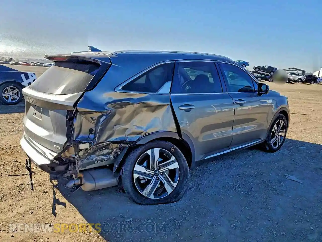 3 Photograph of a damaged car KNDRKDLG8P5204172 KIA SORENTO 2023