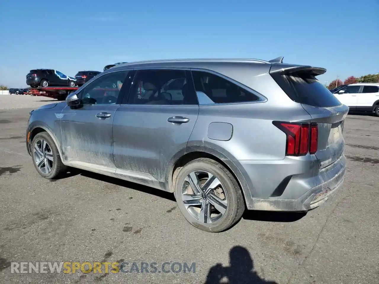 2 Photograph of a damaged car KNDRKDLG9P5216086 KIA SORENTO 2023