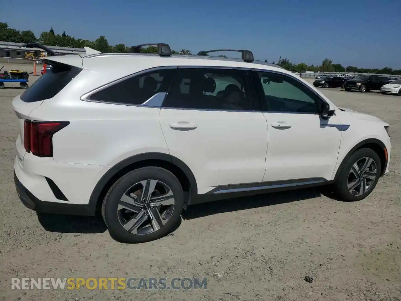 3 Photograph of a damaged car KNDRKDLGXP5171837 KIA SORENTO 2023