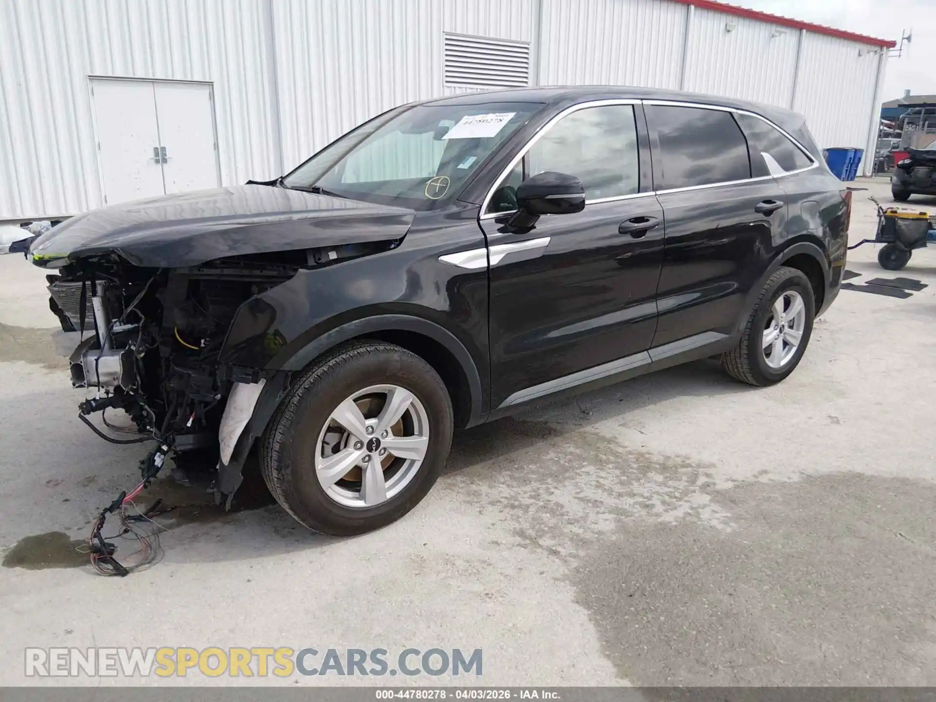 2 Photograph of a damaged car 5XYRG4JC2RG279008 KIA SORENTO 2024