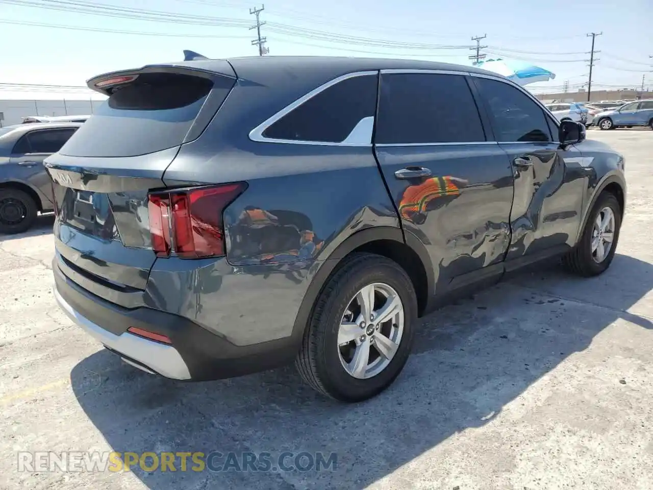 3 fotografías del automóvil dañado 5XYRG4JC2RG279011 KIA SORENTO 2024