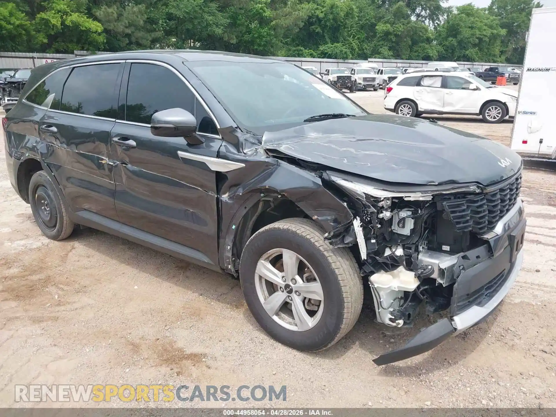1 Photograph of a damaged car 5XYRG4JC3RG293418 KIA SORENTO 2024