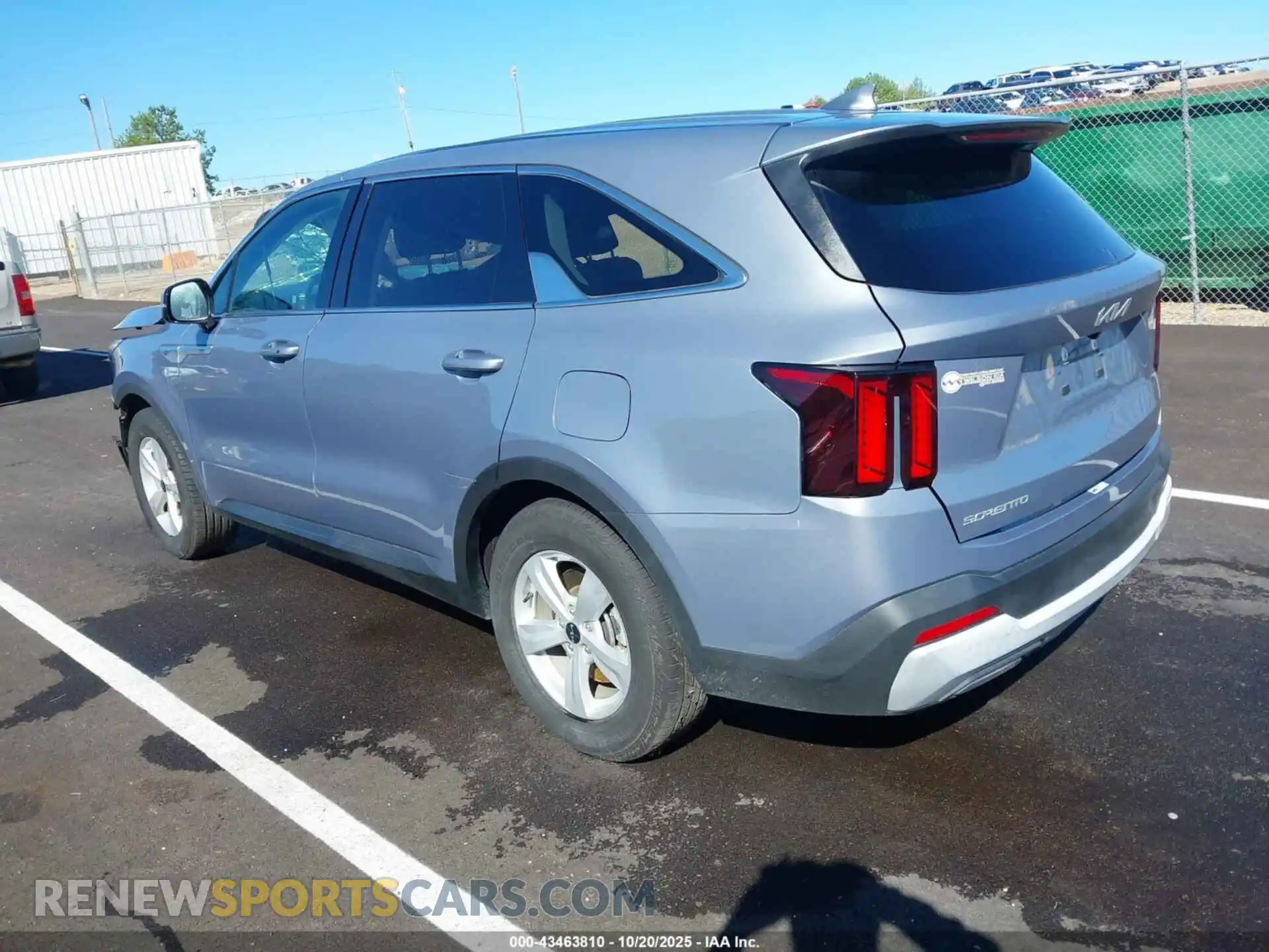 3 Photograph of a damaged car 5XYRG4JC4RG264218 KIA SORENTO 2024