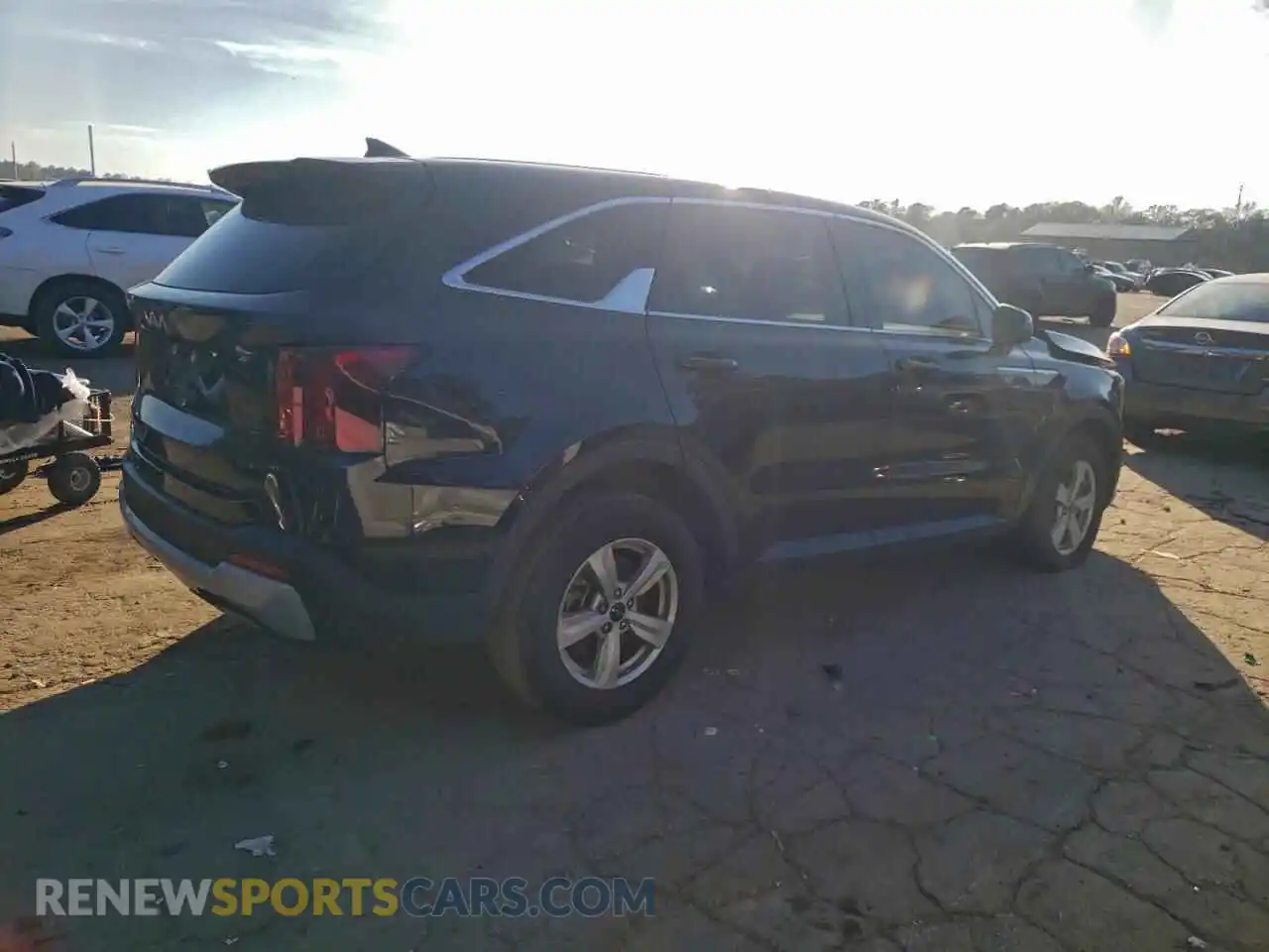 3 Photograph of a damaged car 5XYRG4JC4RG268947 KIA SORENTO 2024