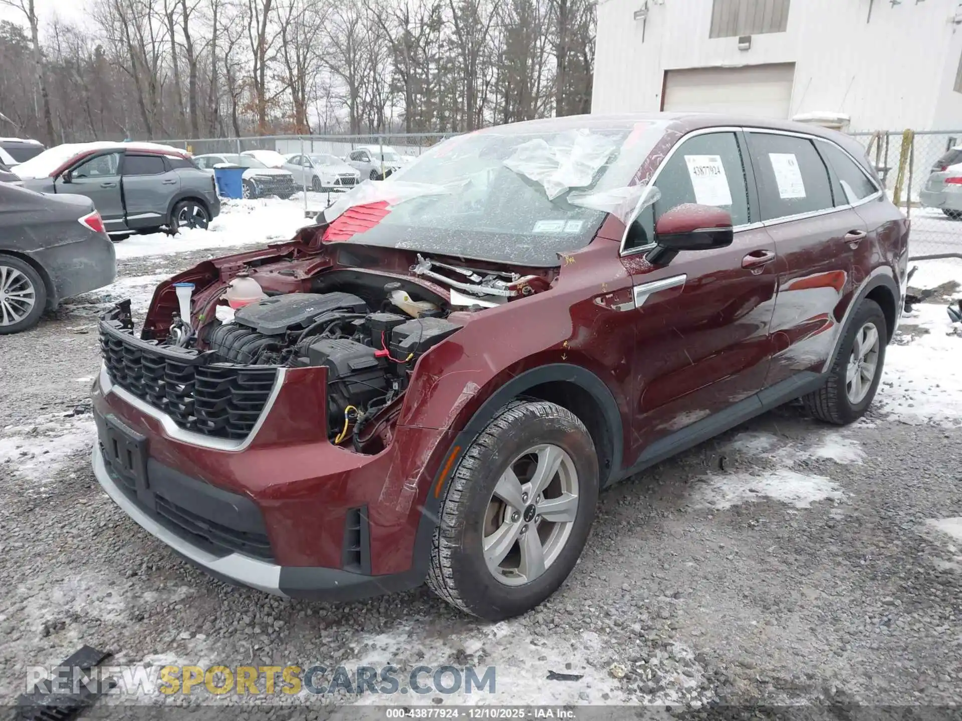 2 Фотография поврежденного автомобиля 5XYRG4JC5RG309411 KIA SORENTO 2024