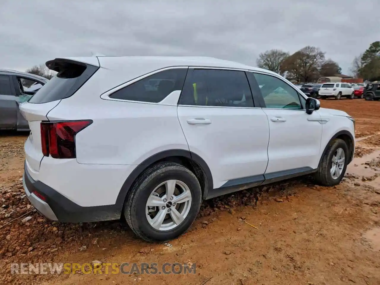 3 Photograph of a damaged car 5XYRG4JC8RG289719 KIA SORENTO 2024