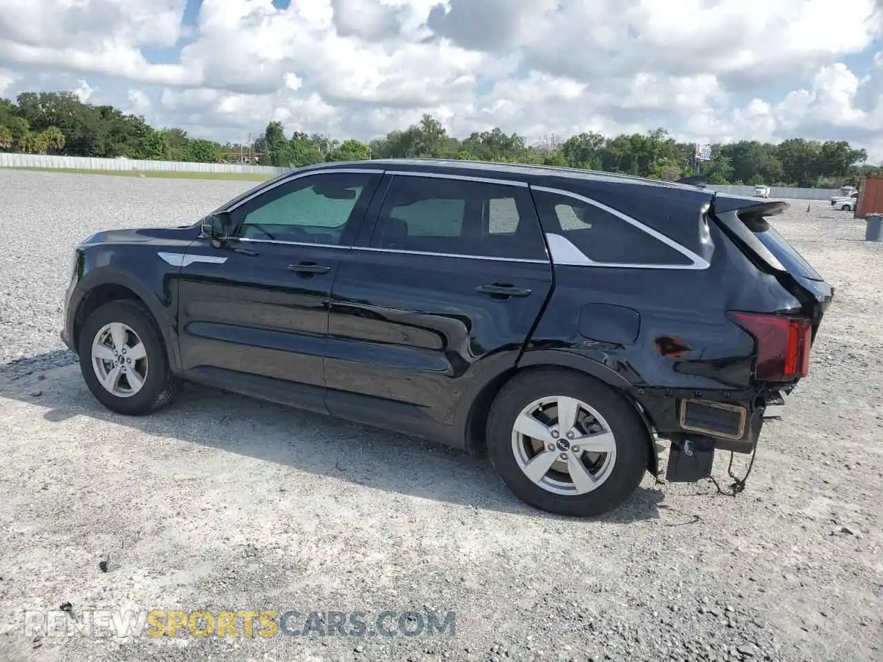 2 fotografías del automóvil dañado 5XYRG4JC8RG306468 KIA SORENTO 2024