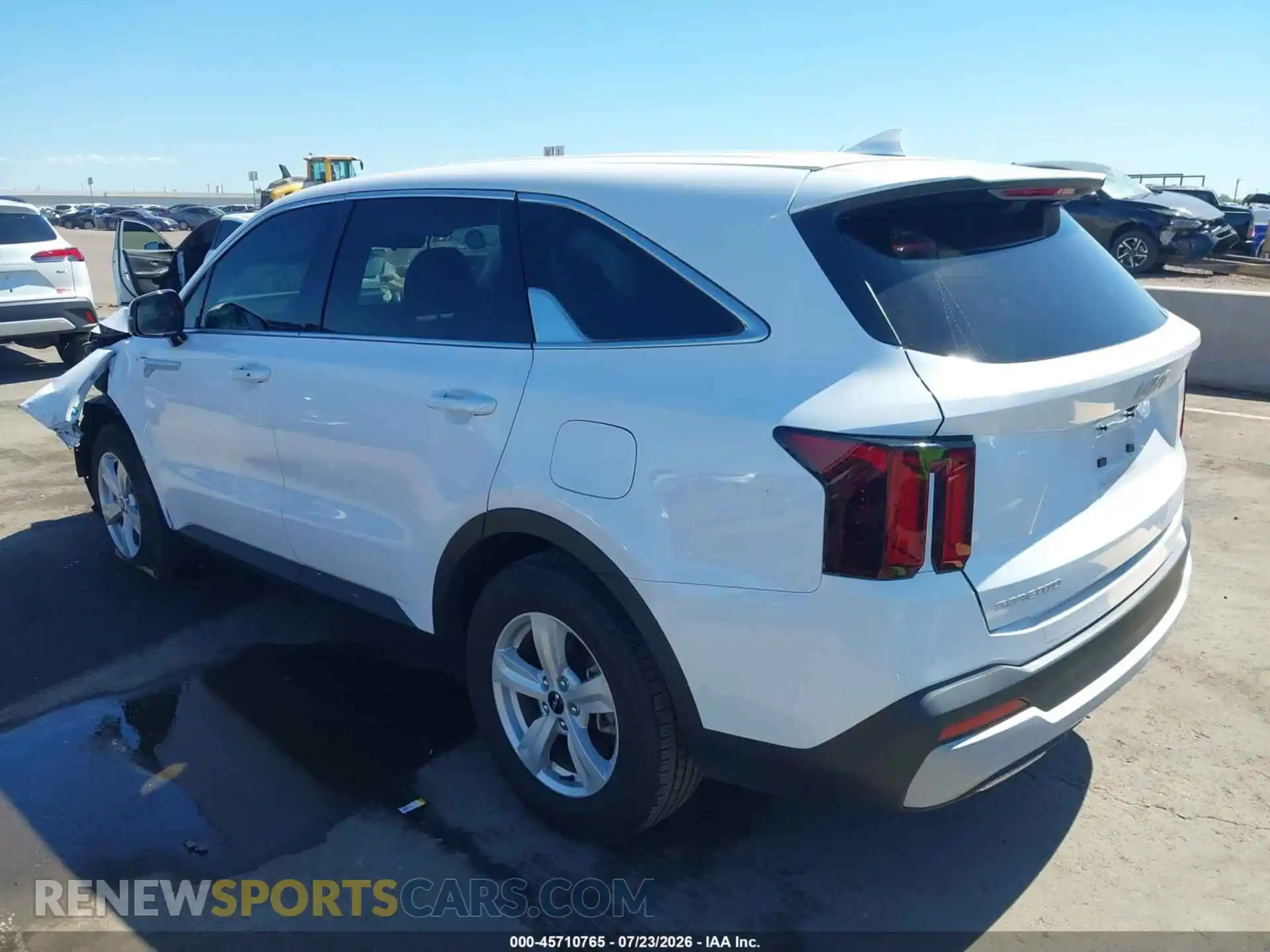 3 Photograph of a damaged car 5XYRG4JCXRG299085 KIA SORENTO 2024