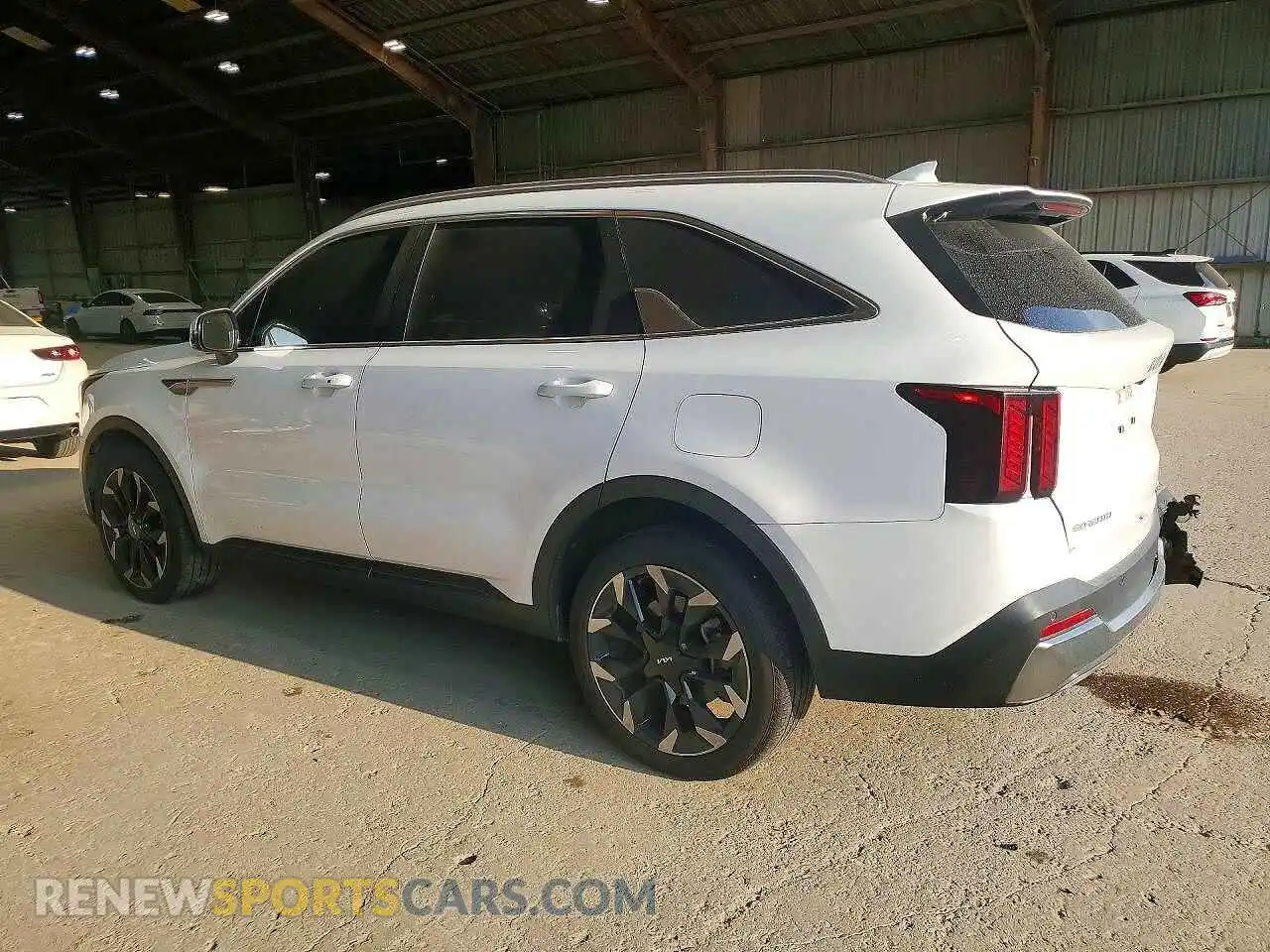 2 fotografías del automóvil dañado 5XYRH4JF1RG254334 KIA SORENTO 2024