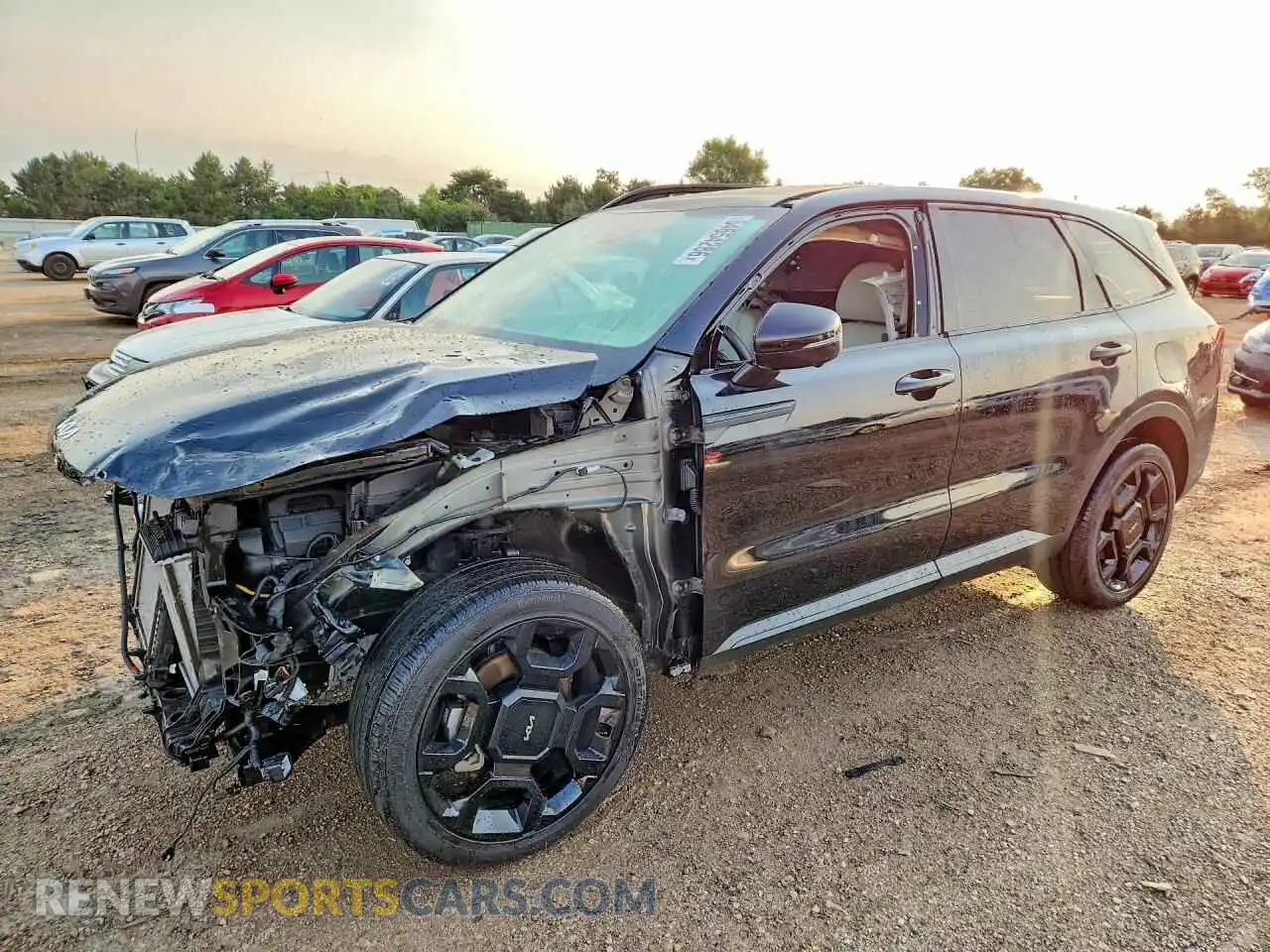 1 Photograph of a damaged car 5XYRKDJF4RG254765 KIA SORENTO 2024