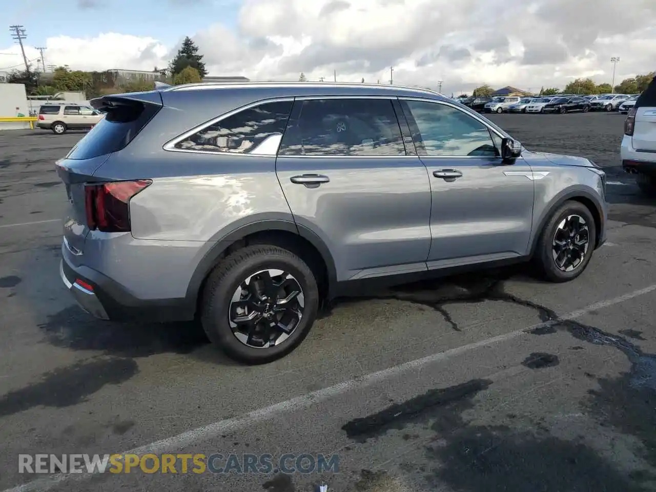 3 Photograph of a damaged car 5XYRL4JC0RG257178 KIA SORENTO 2024