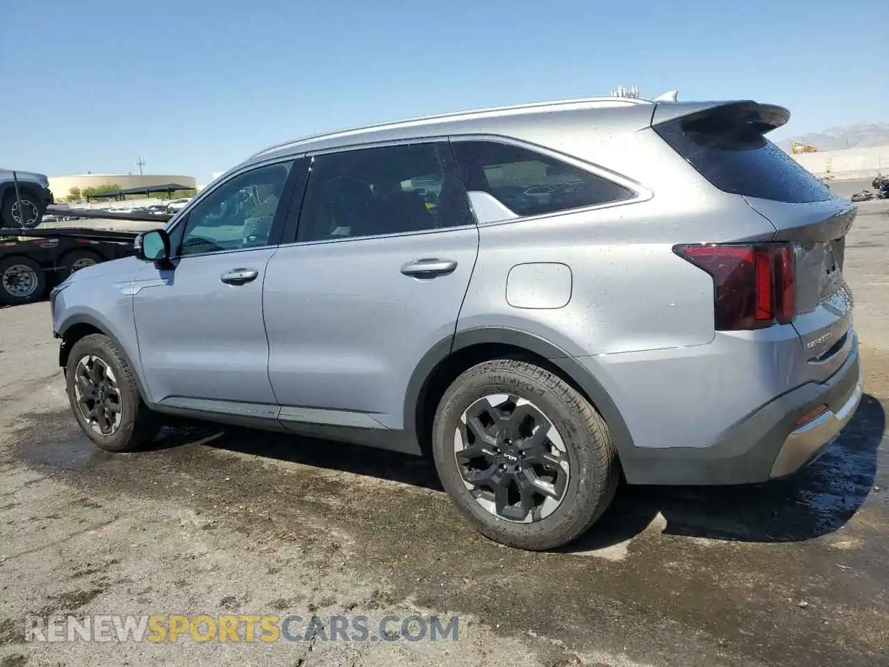 2 Photograph of a damaged car 5XYRL4JC0RG272991 KIA SORENTO 2024