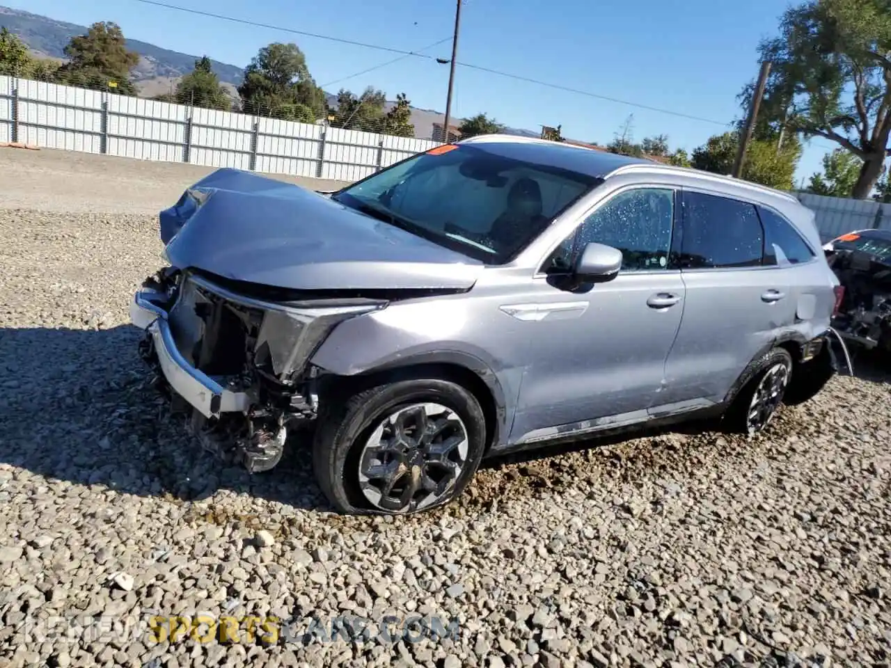 1 Photograph of a damaged car 5XYRL4JC0RG279620 KIA SORENTO 2024