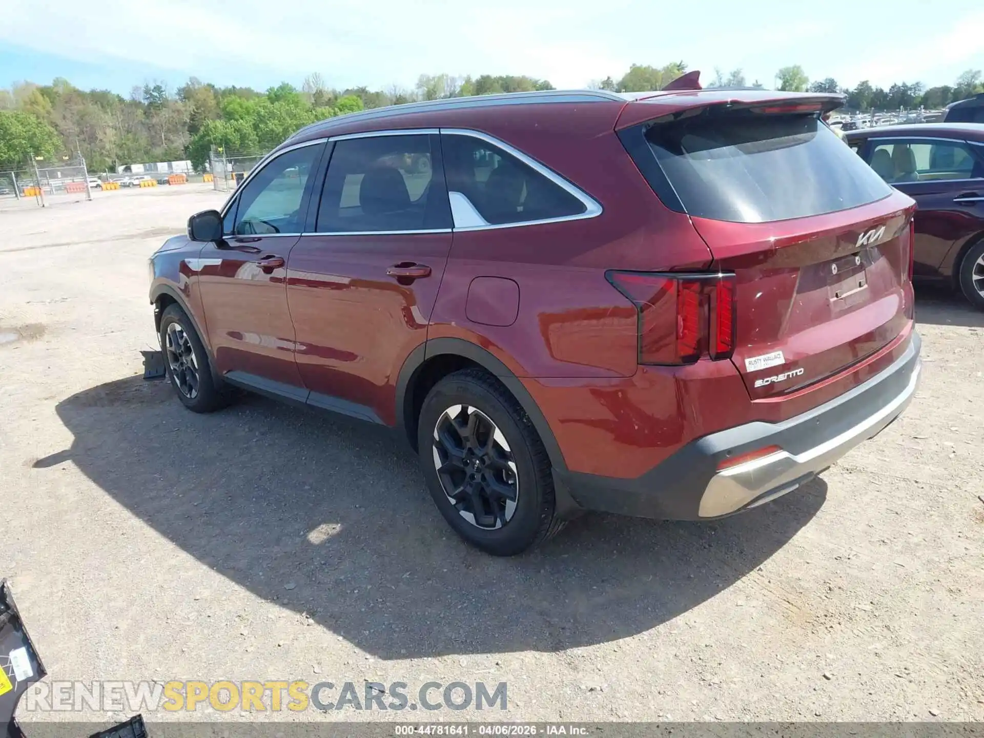 3 Photograph of a damaged car 5XYRL4JC0RG293131 KIA SORENTO 2024