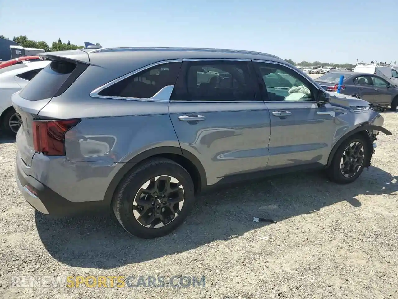 3 Photograph of a damaged car 5XYRL4JC1RG295423 KIA SORENTO 2024