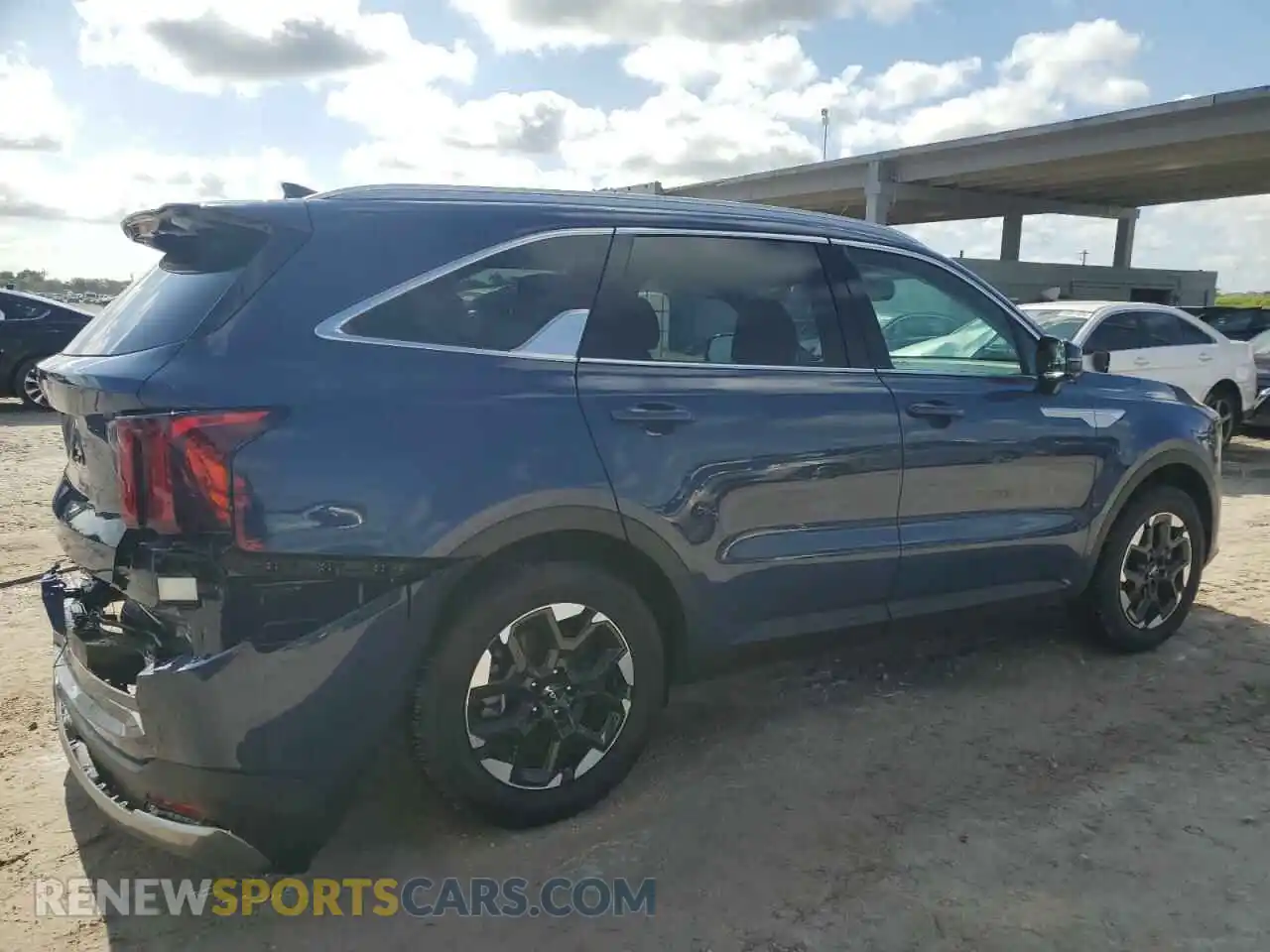 3 Photograph of a damaged car 5XYRL4JC1RG296698 KIA SORENTO 2024