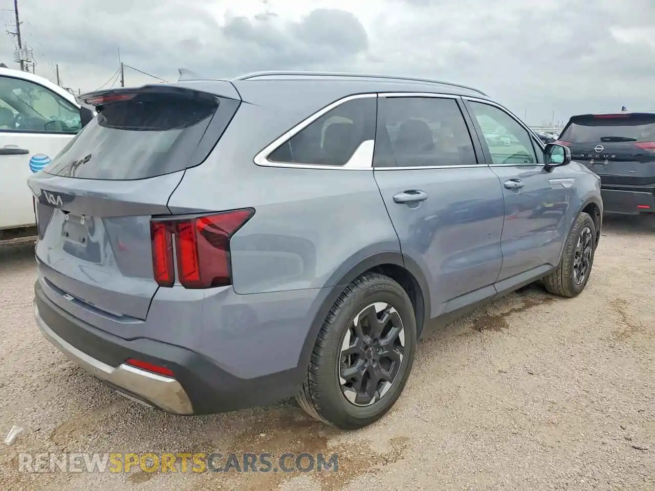 3 Photograph of a damaged car 5XYRL4JC2RG287895 KIA SORENTO 2024
