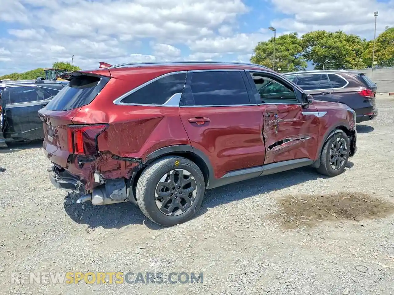 3 Photograph of a damaged car 5XYRL4JC3RG276856 KIA SORENTO 2024