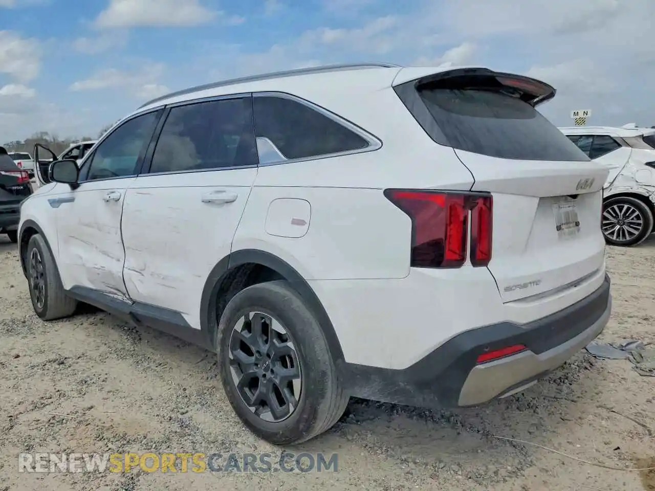 2 Photograph of a damaged car 5XYRL4JC3RG296220 KIA SORENTO 2024