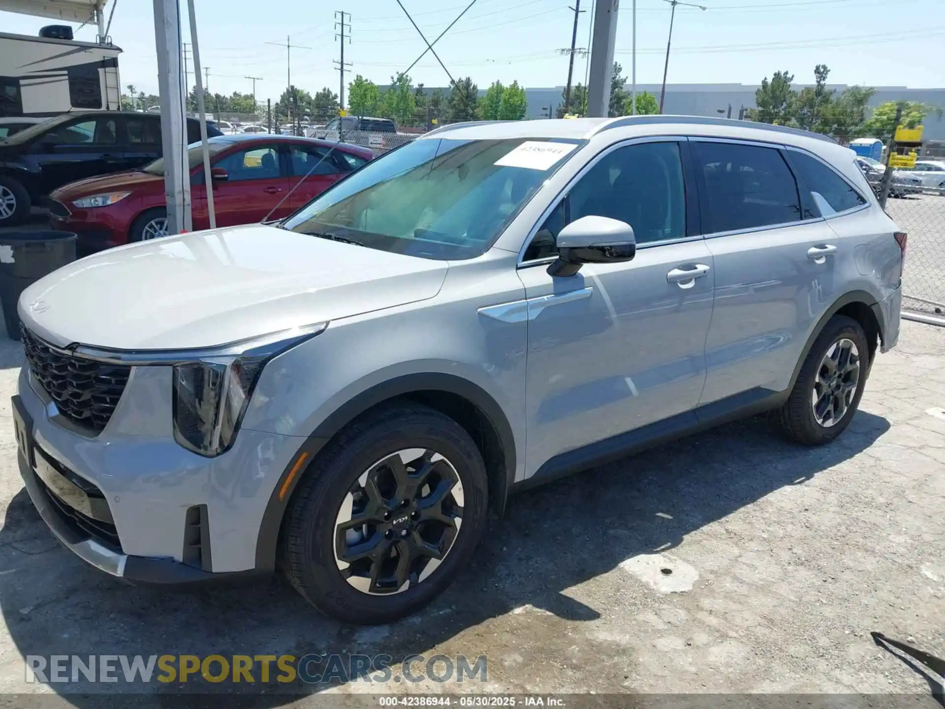 2 Photograph of a damaged car 5XYRL4JC3RG297285 KIA SORENTO 2024