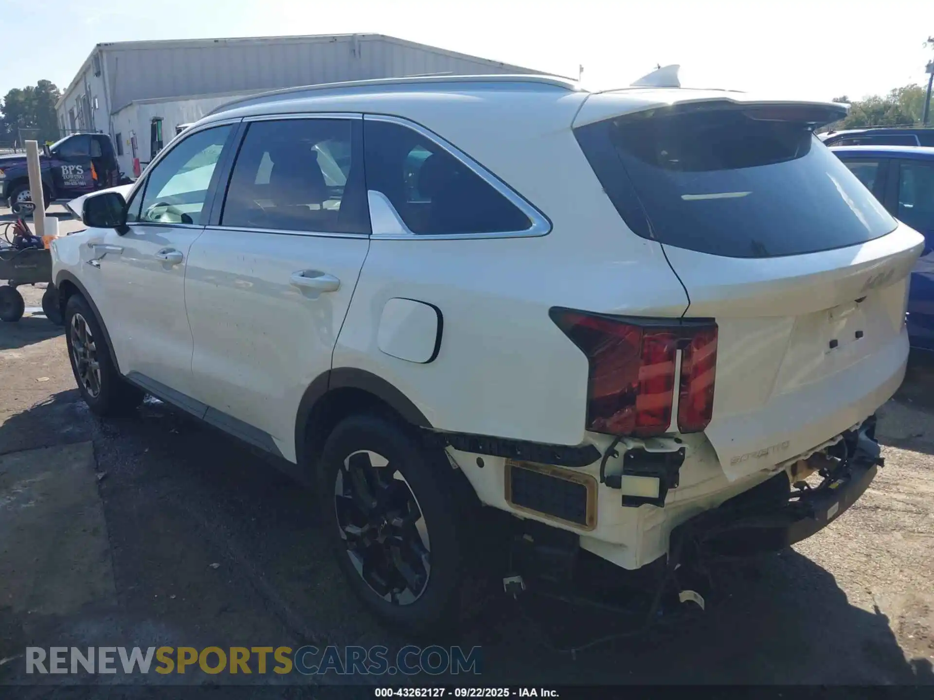 3 Photograph of a damaged car 5XYRL4JC3RG305515 KIA SORENTO 2024