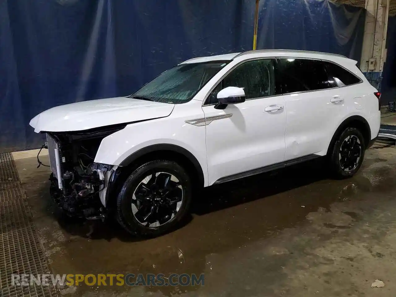 1 Photograph of a damaged car 5XYRL4JC4RG274405 KIA SORENTO 2024