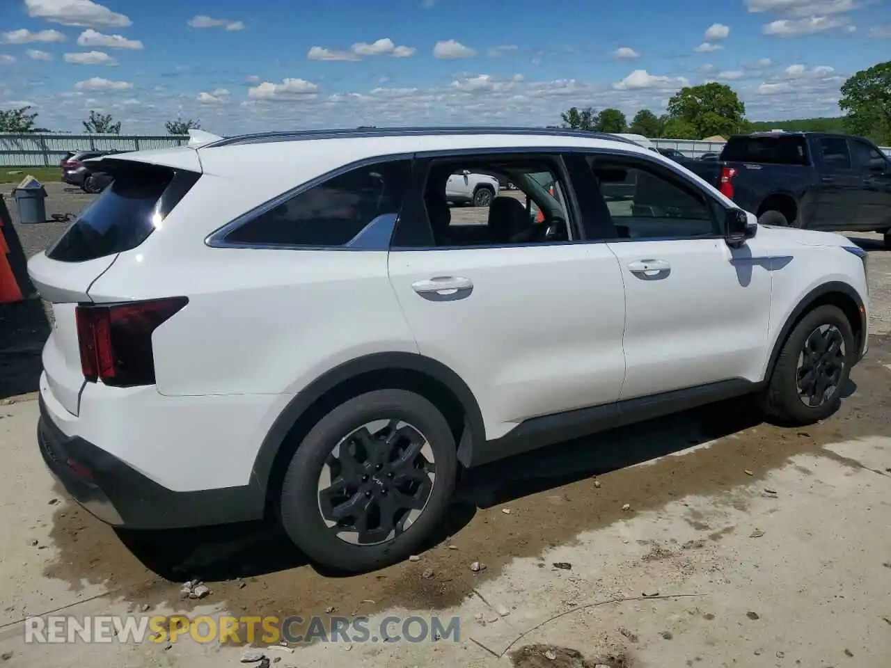 3 Photograph of a damaged car 5XYRL4JC4RG287168 KIA SORENTO 2024