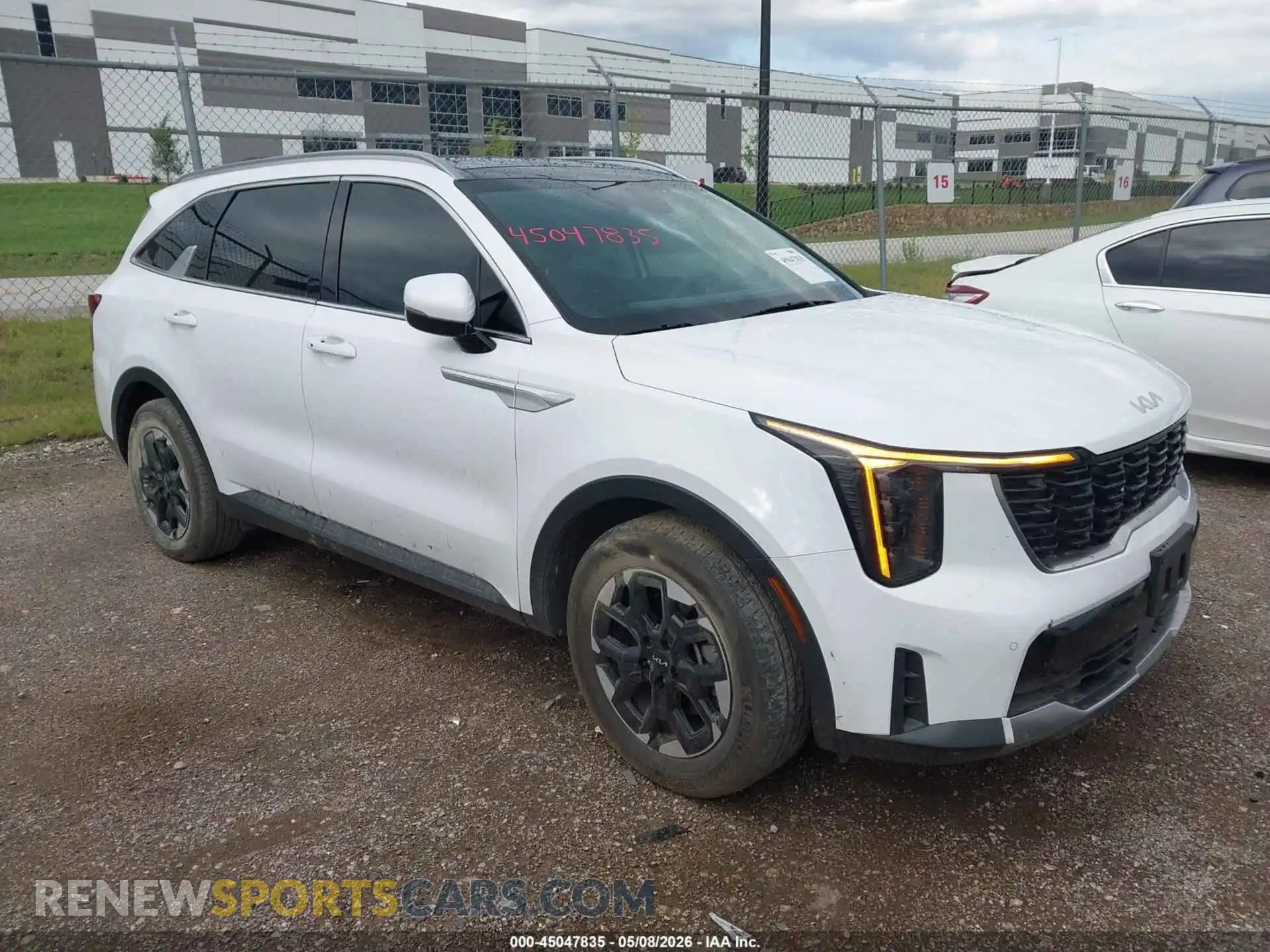 1 Photograph of a damaged car 5XYRL4JC5RG256012 KIA SORENTO 2024