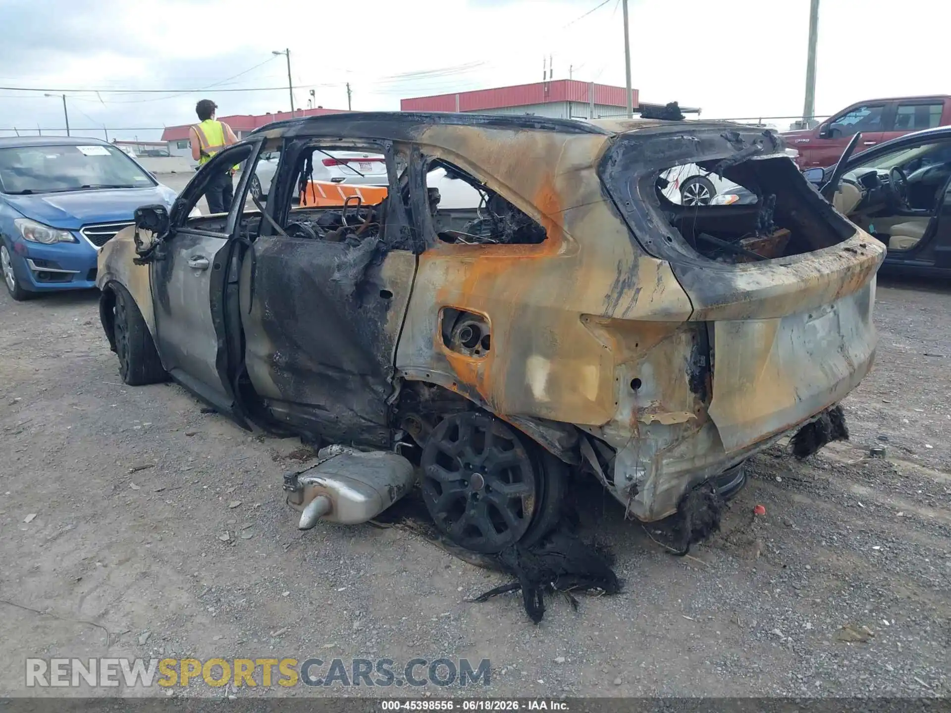 3 Photograph of a damaged car 5XYRL4JC5RG272873 KIA SORENTO 2024