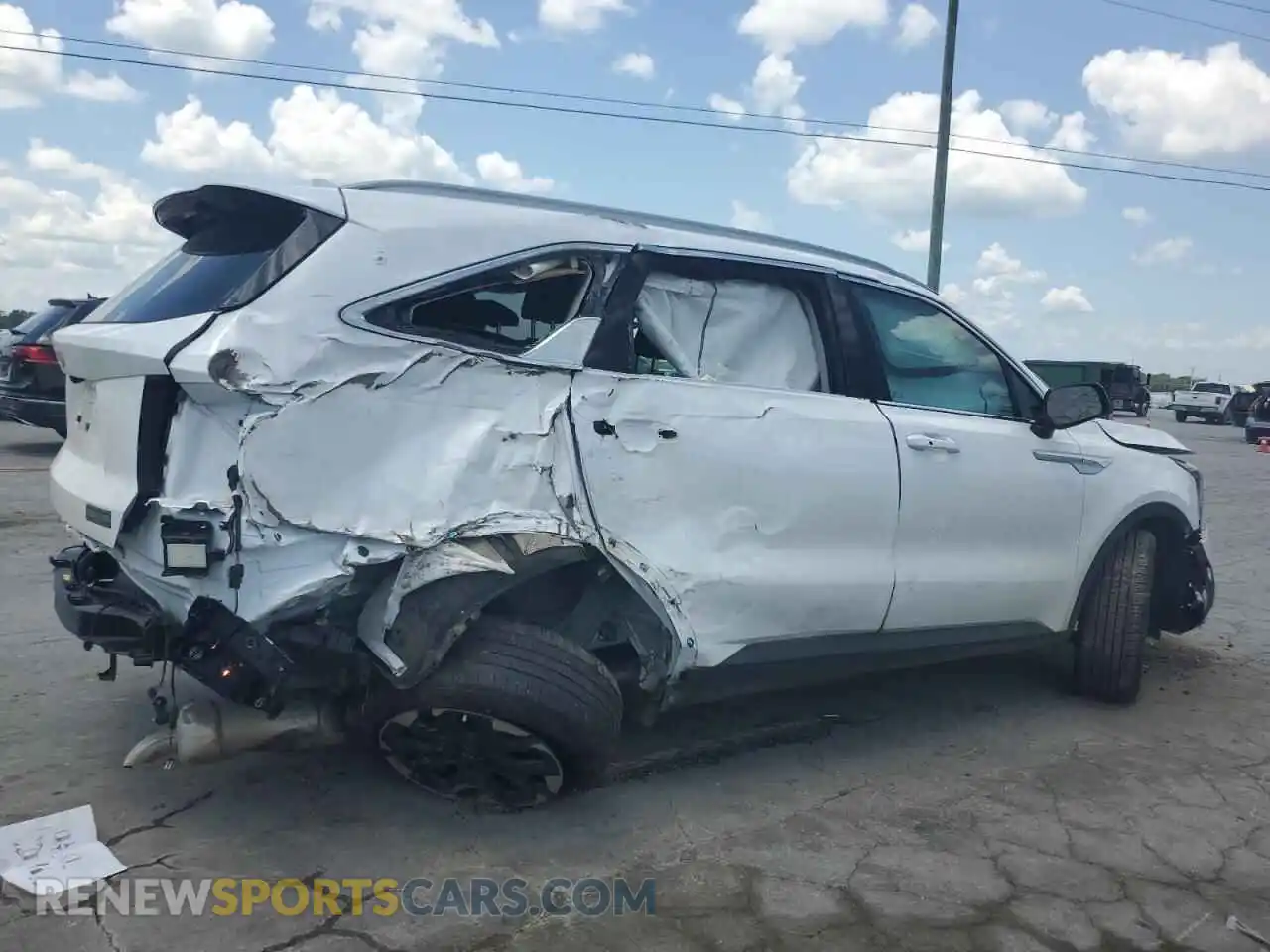 3 Photograph of a damaged car 5XYRL4JC5RG295795 KIA SORENTO 2024