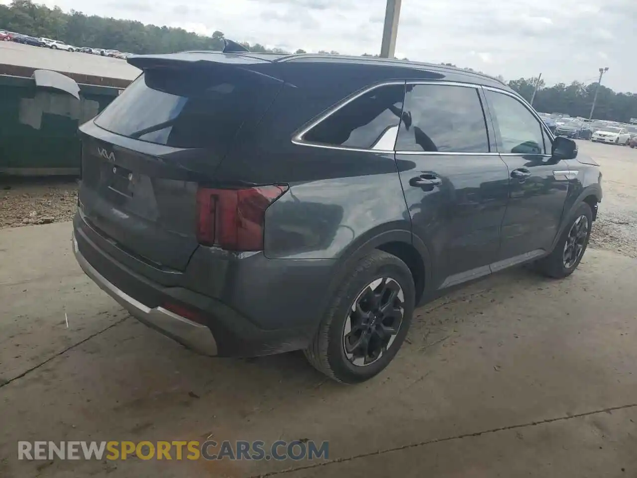 3 Photograph of a damaged car 5XYRL4JC6RG286748 KIA SORENTO 2024